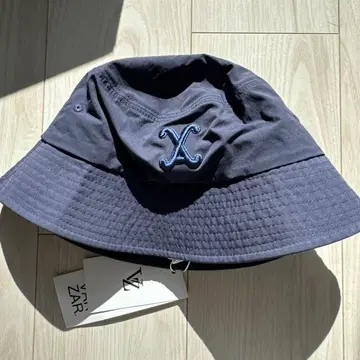 VARZAR 네이비 버킷햇