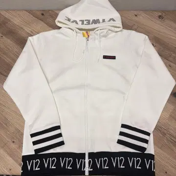 V12 후드 맨투맨 사이즈: L