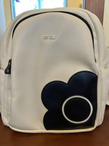 MATT & NAT 플라워 모티브 백팩