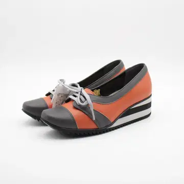 47 새상품 레이드로크 비타노바 스니커즈 펌프스 (22cm)