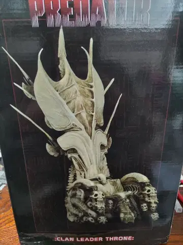 NECA 네카 프레데터 클랜 리더 슬론 프레데터 배드랜드