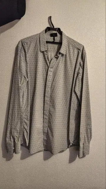 EMPORIO ARMANI 엠포리오 아르마니 기하학 패턴 긴팔 셔츠