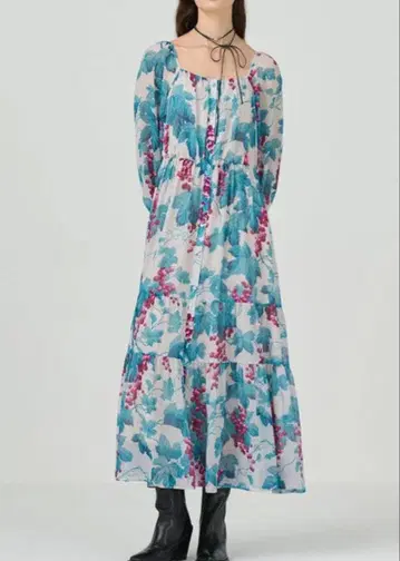 [ 그레이스 콘티넨탈 ] 그레이프 프린트 티어드 원피스 36