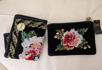 FEILER 플라워 자수 파우치 블랙 타월 손수건 세트