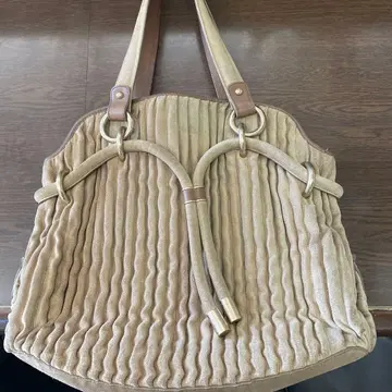 바 리 베이지 스웨이드 토트백