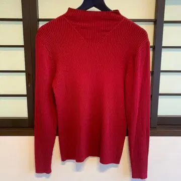 새상품급 belle forlee 빨간색 하이넥 스웨터 100% 울
