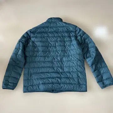 UNIQLO 울트라 라이트 다운 다크 그린