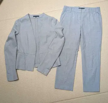 띠어리 노카라 자켓 팬츠 셋업 그레이