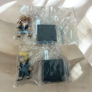 [원피스 제일복권] 로저 해적단, 샹크스, 레이리 각 1체