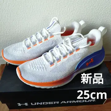 새상품 UNDER ARMOUR 스니커즈 플로우 다이나믹 25cm