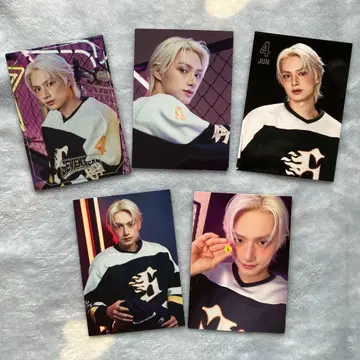 SEVENTEEN home 트레이딩 카드 준