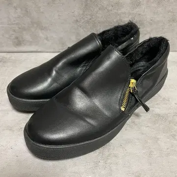 [글로벌 워크] (L) 발수 보온 깔창 슬립온 가죽 느낌 보아 블랙
