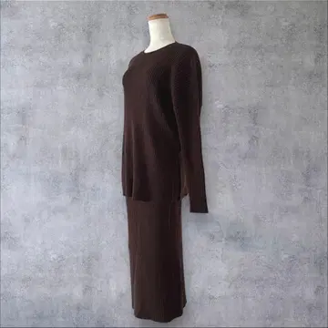 새상품급 아이템즈 어반 리서치 크루넥 리브 니트 세트 br