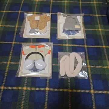 3coins 최애 인형 겨울 의류 4종 세트