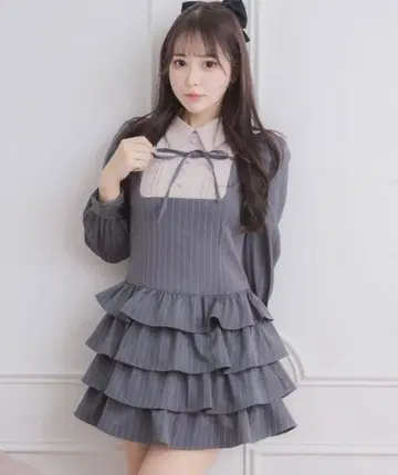 pium 요크 절개 티어드 미니 원피스