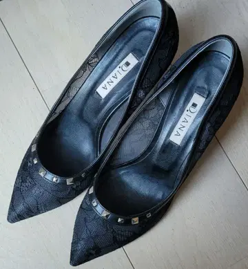Diana 블랙 레이스 펌프스 24cm