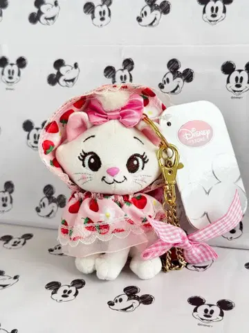 디즈니 마리 인형 배지 키체인 스트로베리 보닛