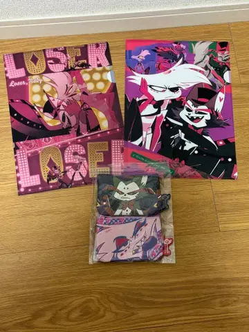 해즈빈 호텔 엔젤과 허스크 클리어 파일과 미니 파우치