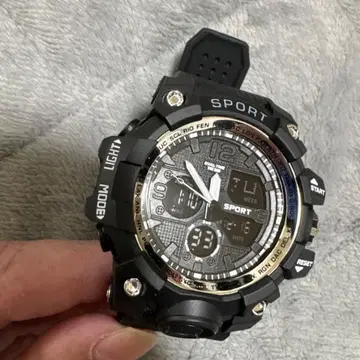 스포츠 스타일 블랙 쿼츠 손목시계