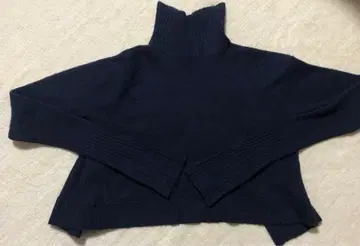 JILLSTUART 질스튜어트 네이비 터틀넥 니트