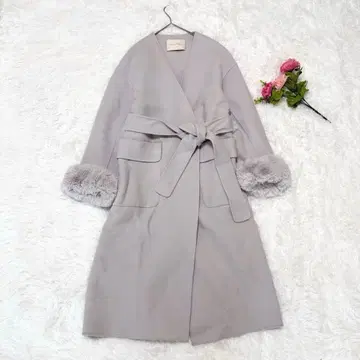 그레이스 콘티넨탈 2way 퍼 벨트 롱 기장 노카라 리버 코트