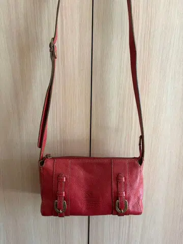 새상품급 Dakota 다코타 숄더백 빨간색 레드