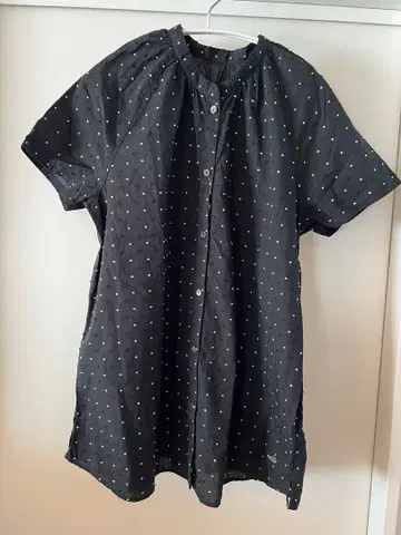 크로커다일 반팔 도트 무늬 셔츠 블랙