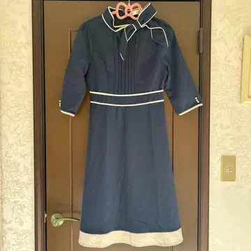 토코 클로젯 네이비 리본 포함 원피스