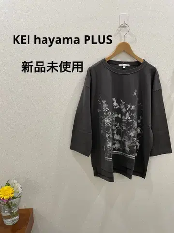 꽃무늬 광택 티셔츠 7부 소매