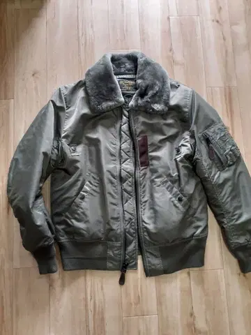 새상품급 WAIPER B-15 D 플라이트 자켓 38 세이지 그린