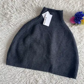 새상품 SACRA 판초 엑스트라 파인 램스울 차콜 사이즈 38