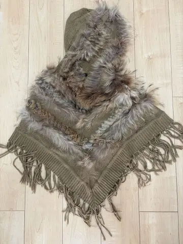 퍼가 달린 판초