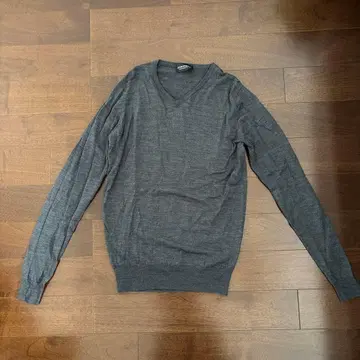 JOHN SMEDLEY 그레이 V넥 스웨터