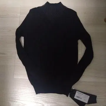 미카레 미카레 긴팔 상의 미사용 새상품