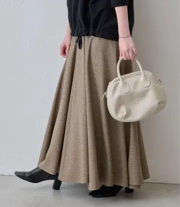 정가 2.2만 비어즐리 글렌 머메이드 스커트 브라운 롱 기장 플레어