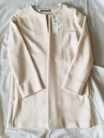 미사용 새상품 띠어리 류 노카라 코트