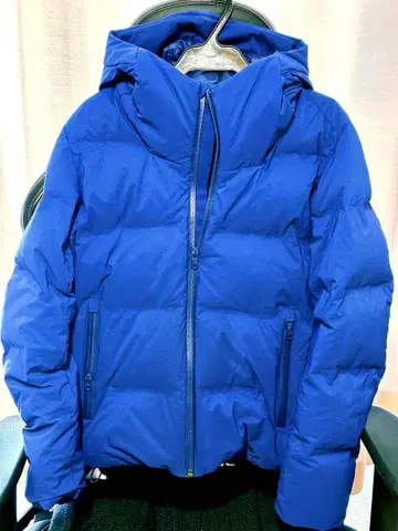 UNIQLO 네이비 후드 부착 심리스 다운 자켓 XS