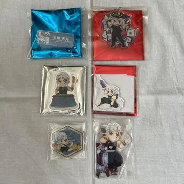 귀멸의 칼날 아크릴 스탠드&네임 배지 우즈이 텐겐