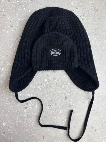 thebarnnet 이어 플랩 비니