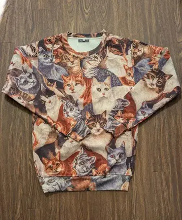 올 패턴 맨투맨 고양이