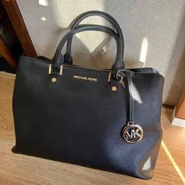 MICHAEL KORS 블랙 핸드백