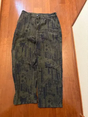 This is never that crazy work pants M