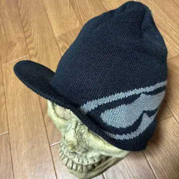 새상품 SRH 챙 니트 비니 블랙