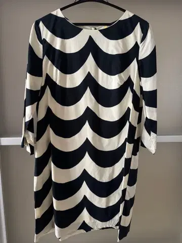 마리메꼬 7부 소매 원피스