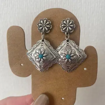 한정 판매! 현품 한정! 터콰이즈 실버 귀걸이 찰랑이는 성숙 캐주얼 쇼난