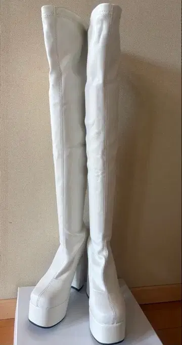 스트레치 니하이 부츠 화이트