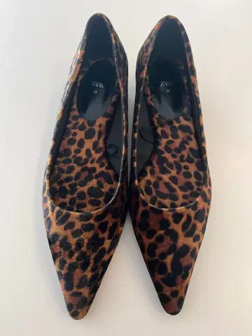 레오파드 플랫슈즈