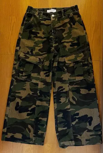TRIFLE 카모플라쥬 카고 팬츠