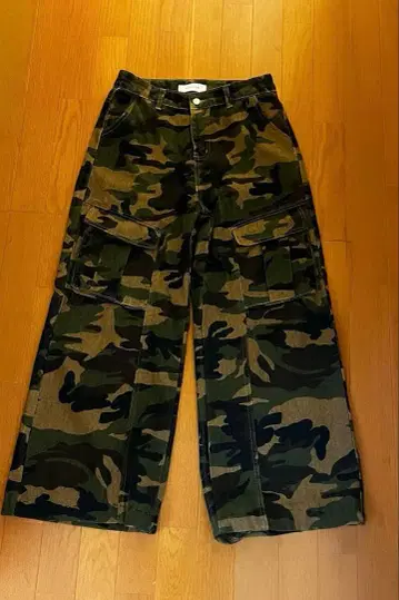 TRIFLE 카모플라쥬 카고 팬츠