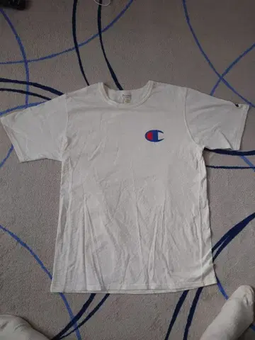 Champion 화이트 T셔츠